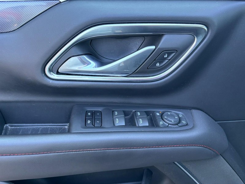 Chevrolet Tahoe Vehicle Full-screen Gallery Image 14