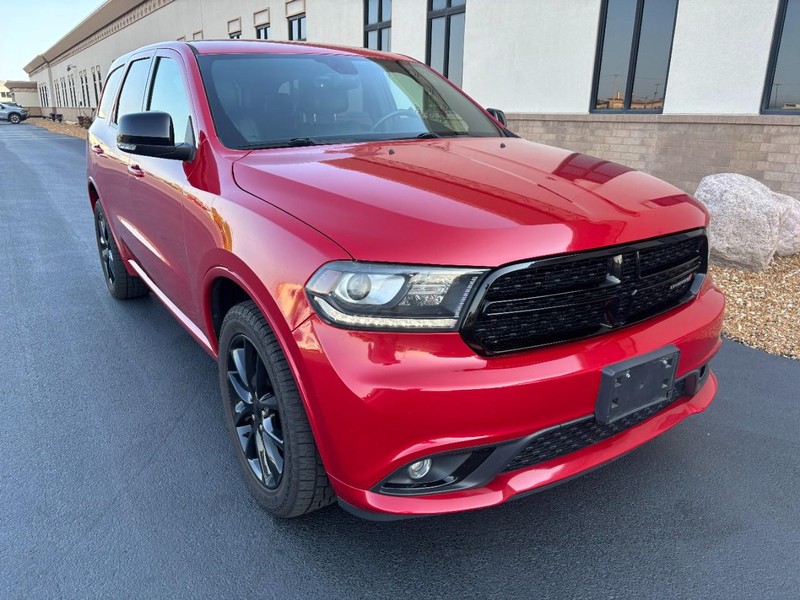 Dodge Durango Vehicle Full-screen Gallery Image 02