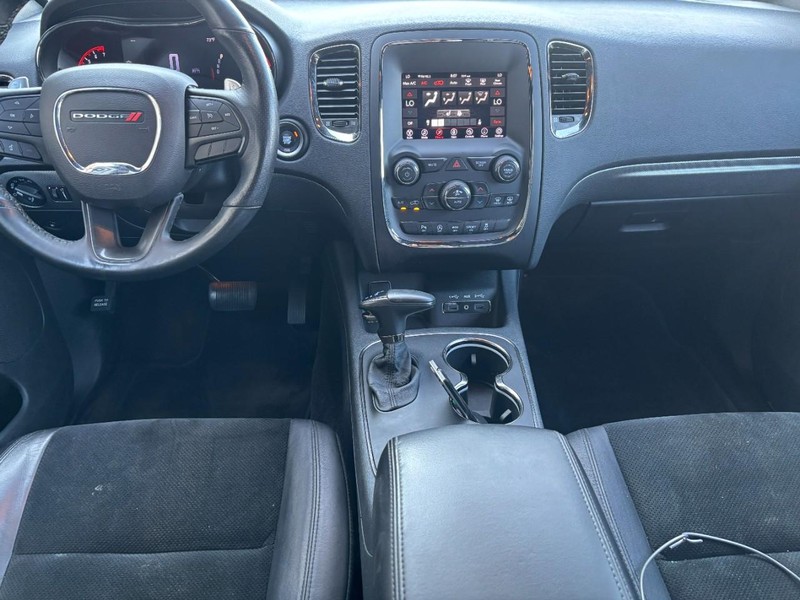 Dodge Durango Vehicle Full-screen Gallery Image 11