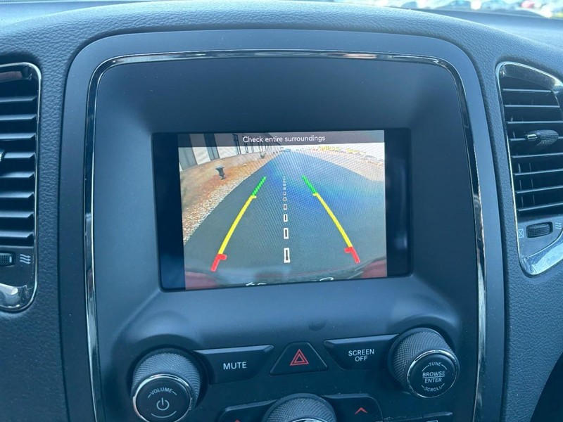 Dodge Durango Vehicle Full-screen Gallery Image 19