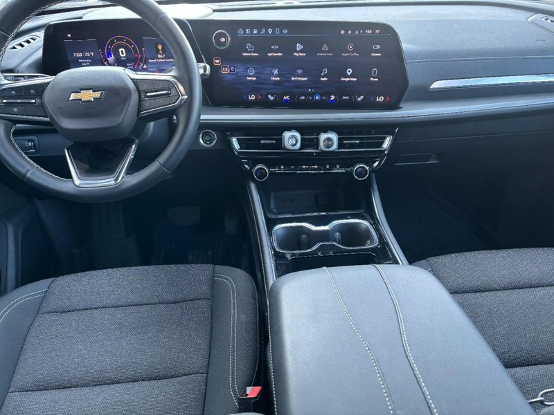 Chevrolet Traverse Vehicle Full-screen Gallery Image 10