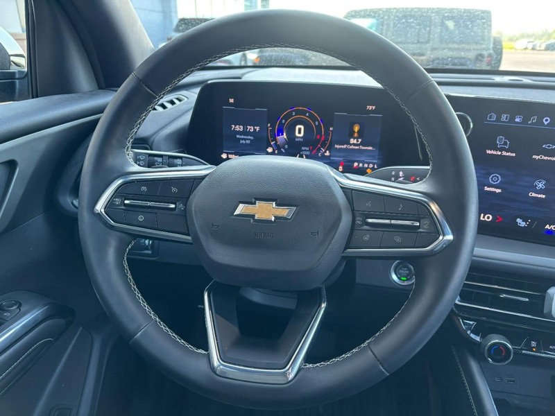 Chevrolet Traverse Vehicle Full-screen Gallery Image 11