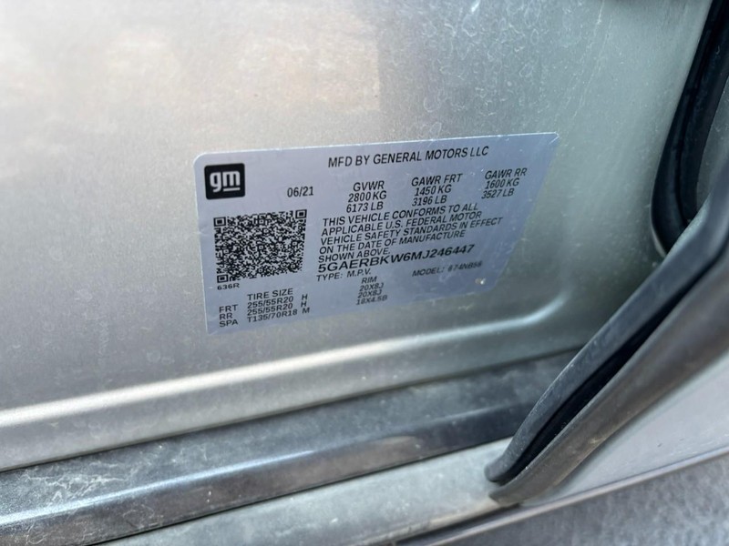 Buick Enclave Vehicle Full-screen Gallery Image 16
