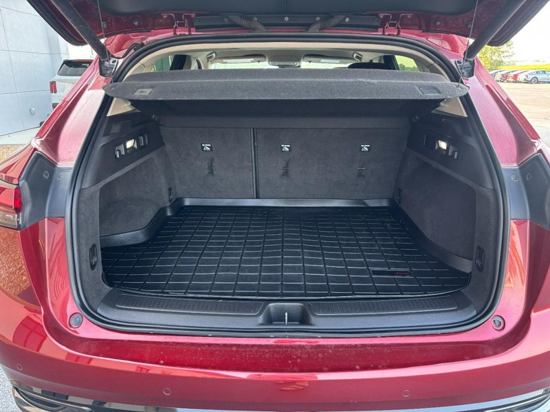 Buick Envision Vehicle Full-screen Gallery Image 06