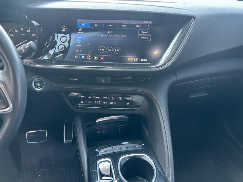 Buick Envision Vehicle Full-screen Gallery Image 12