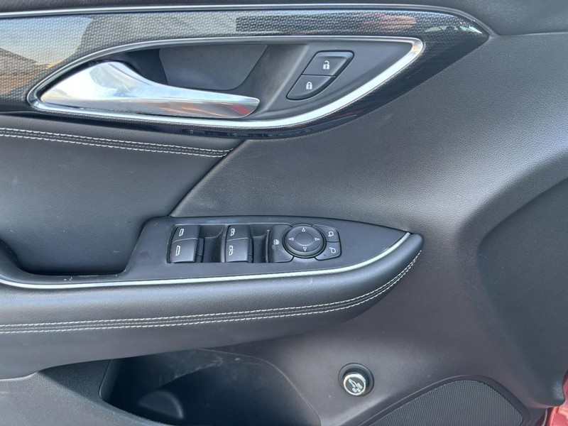 Buick Envision Vehicle Full-screen Gallery Image 14
