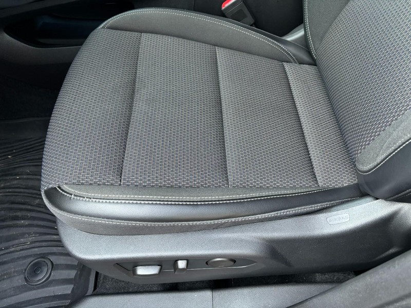 Buick Envision Vehicle Full-screen Gallery Image 15