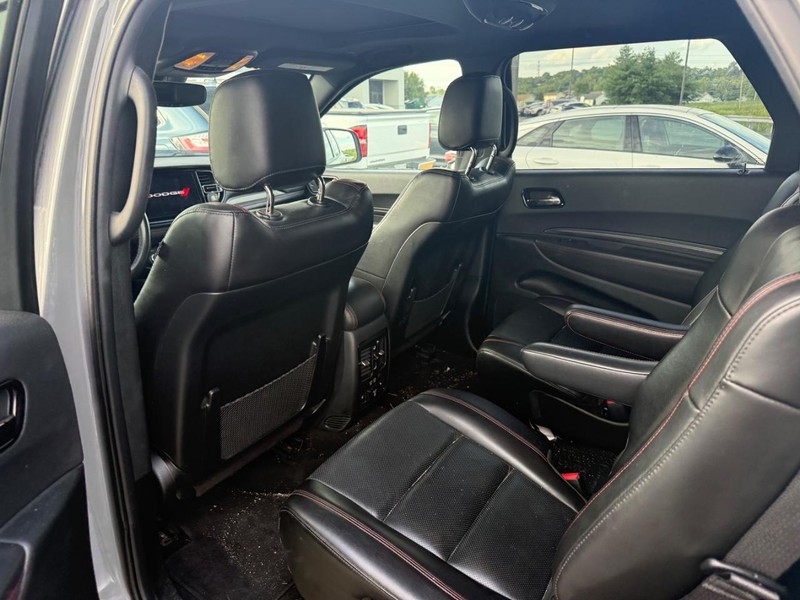 Dodge Durango Vehicle Full-screen Gallery Image 03