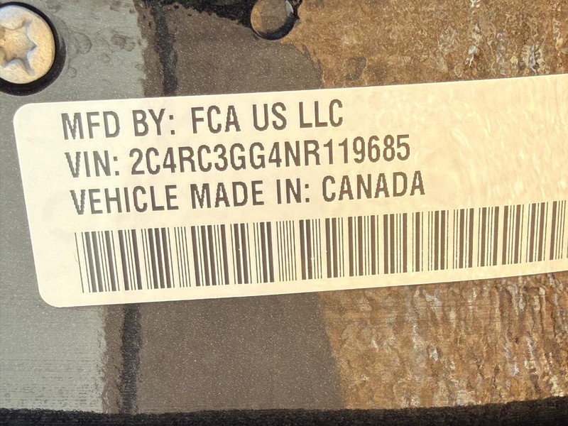 Chrysler Pacifica Vehicle Full-screen Gallery Image 29