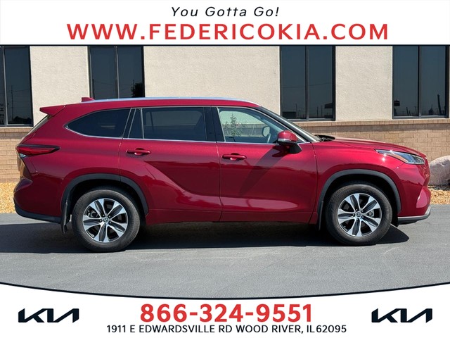Wood River IL 2021 Toyota Highlander more details - toyota highlander