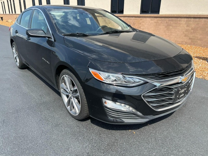 Chevrolet Malibu Vehicle Full-screen Gallery Image 02