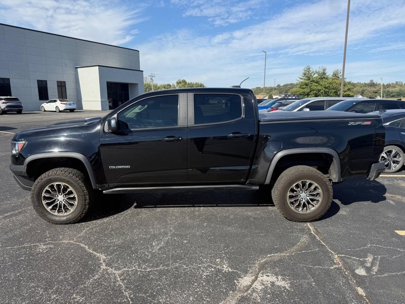 Chevrolet Colorado Vehicle Full-screen Gallery Image 03