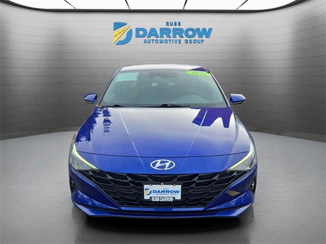 Hyundai Elantra Vehicle Full-screen Gallery Image 08
