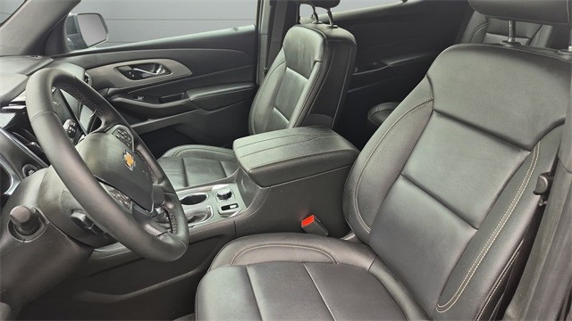 Chevrolet Traverse Vehicle Full-screen Gallery Image 10