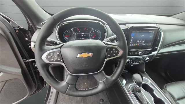 Chevrolet Traverse Vehicle Full-screen Gallery Image 12