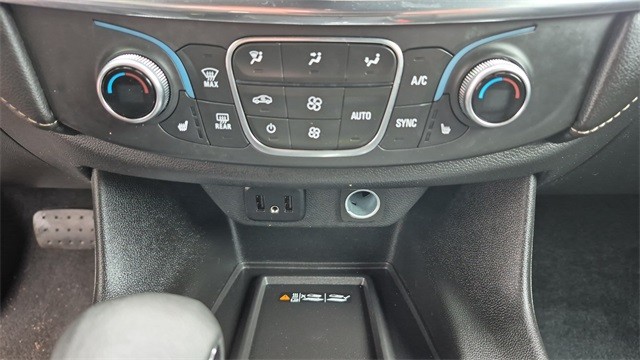 Chevrolet Traverse Vehicle Full-screen Gallery Image 21