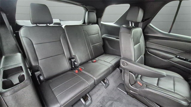 Chevrolet Traverse Vehicle Full-screen Gallery Image 27