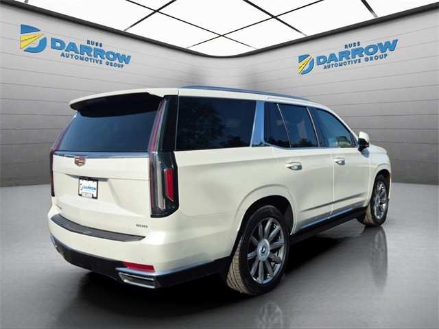 Cadillac Escalade Vehicle Full-screen Gallery Image 05