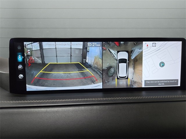 Genesis GV80 Vehicle Full-screen Gallery Image 23