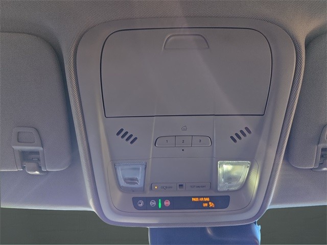 Cadillac XT4 Vehicle Full-screen Gallery Image 27