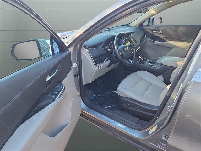 Cadillac XT4 Vehicle Full-screen Gallery Image 35