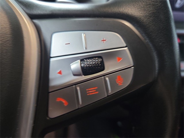 BMW X3 Vehicle Full-screen Gallery Image 20