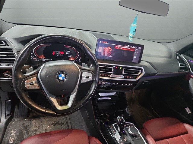 BMW X3 Vehicle Full-screen Gallery Image 36