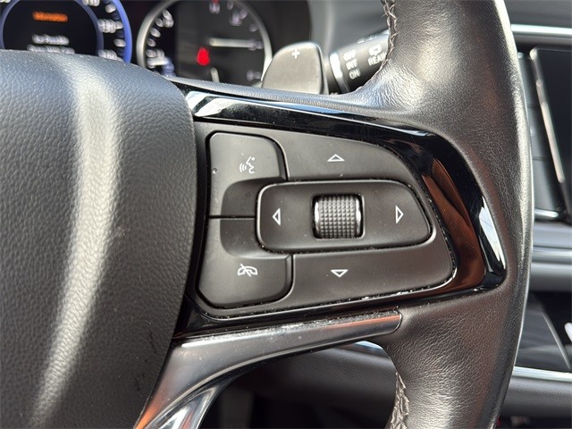 Buick Enclave Vehicle Full-screen Gallery Image 22