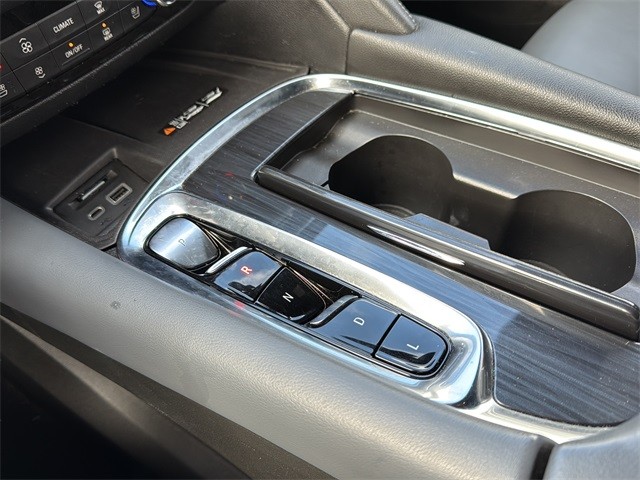 Buick Enclave Vehicle Full-screen Gallery Image 27