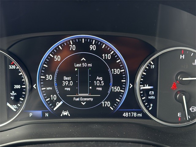 Buick Enclave Vehicle Full-screen Gallery Image 29