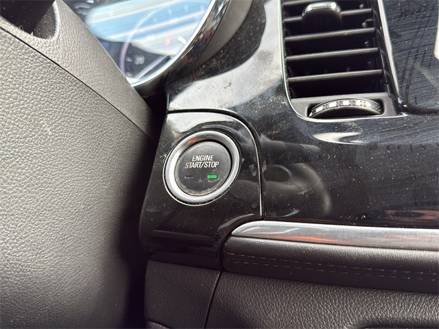 Buick Encore Vehicle Full-screen Gallery Image 21