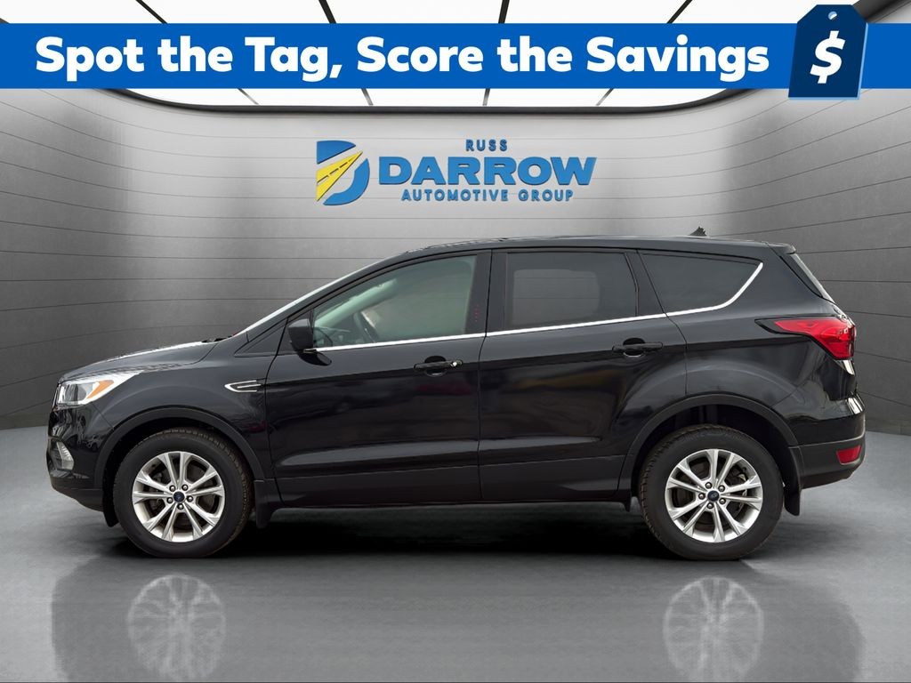 Ford Escape Vehicle Full-screen Gallery Image 02