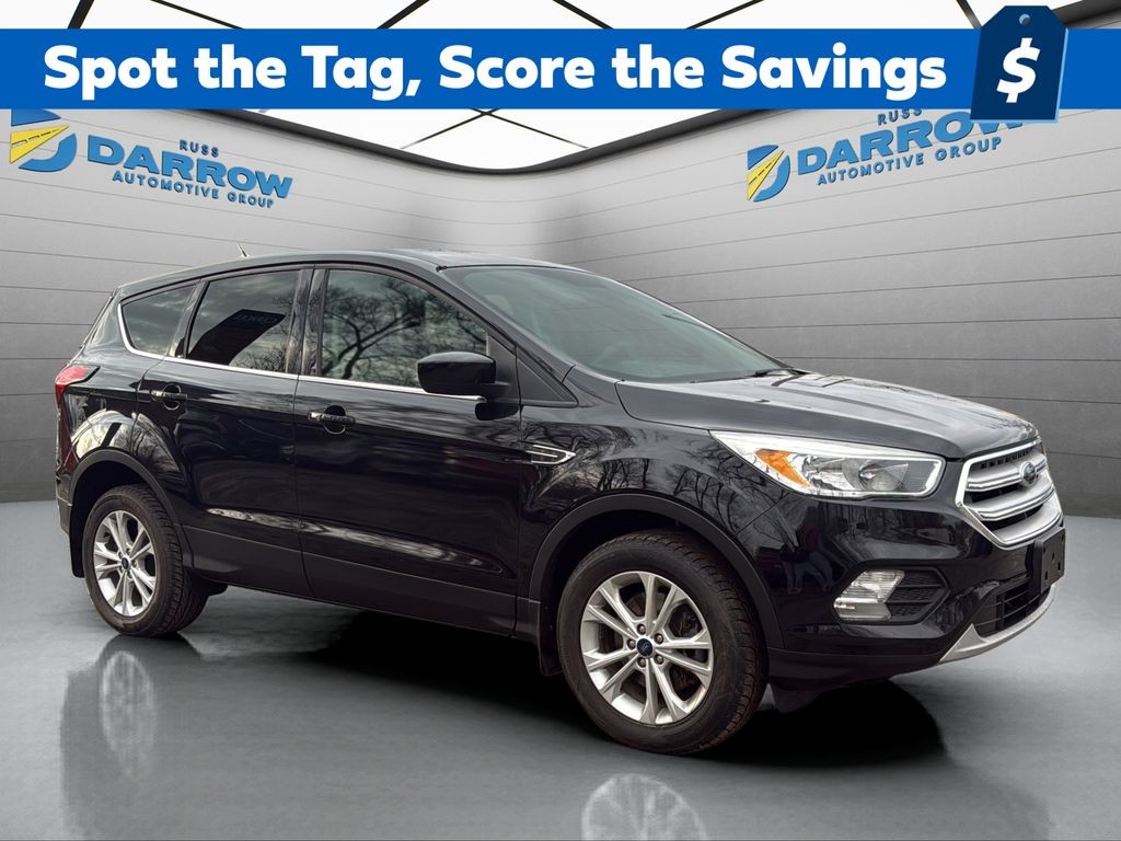 Ford Escape Vehicle Full-screen Gallery Image 07