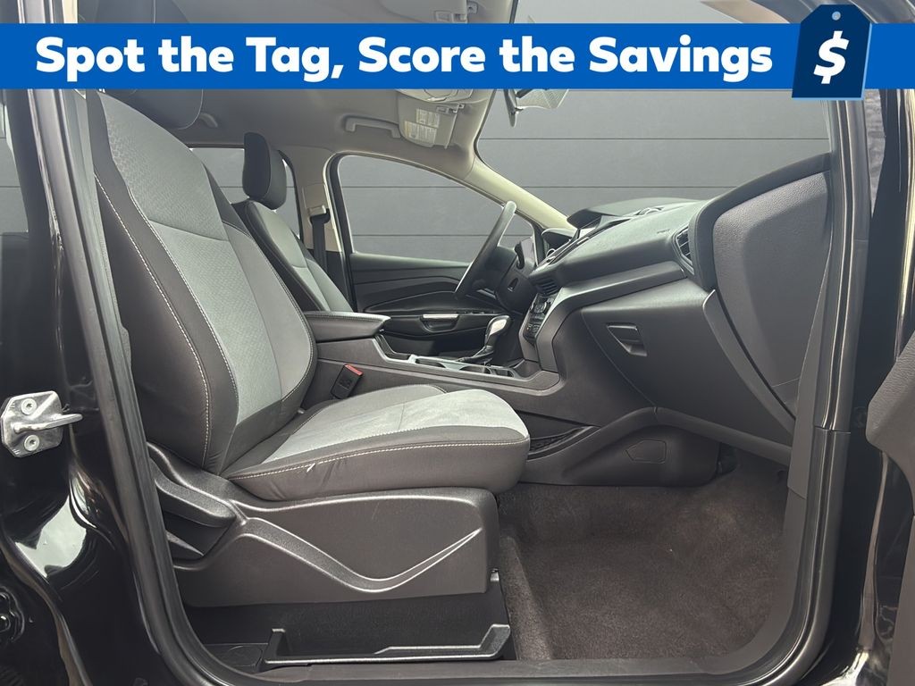 Ford Escape Vehicle Full-screen Gallery Image 10