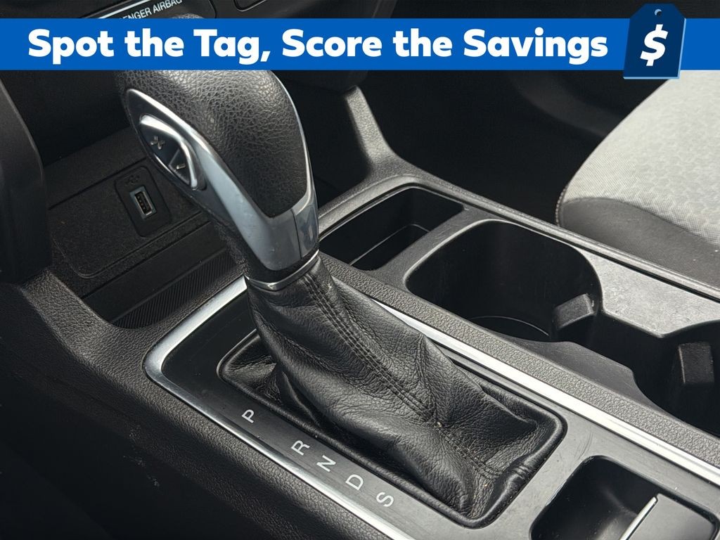 Ford Escape Vehicle Full-screen Gallery Image 22