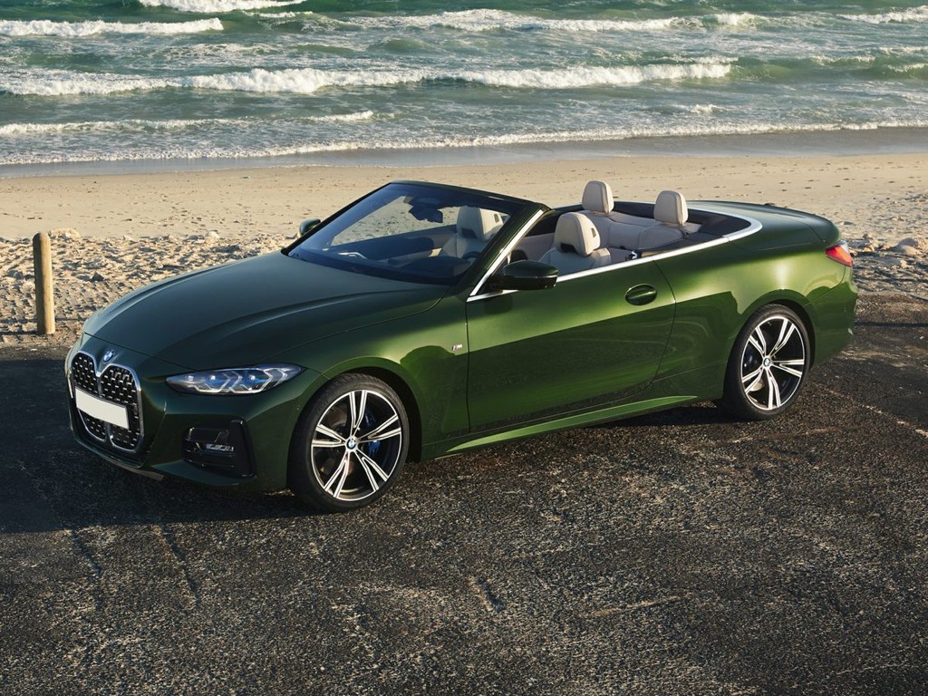 BMW 4 Series Vehicle Full-screen Gallery Image 01