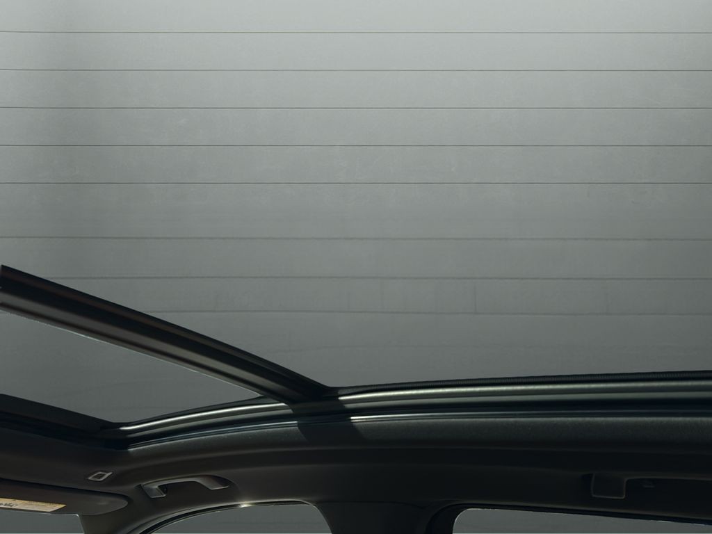 BMW X3 Vehicle Full-screen Gallery Image 15