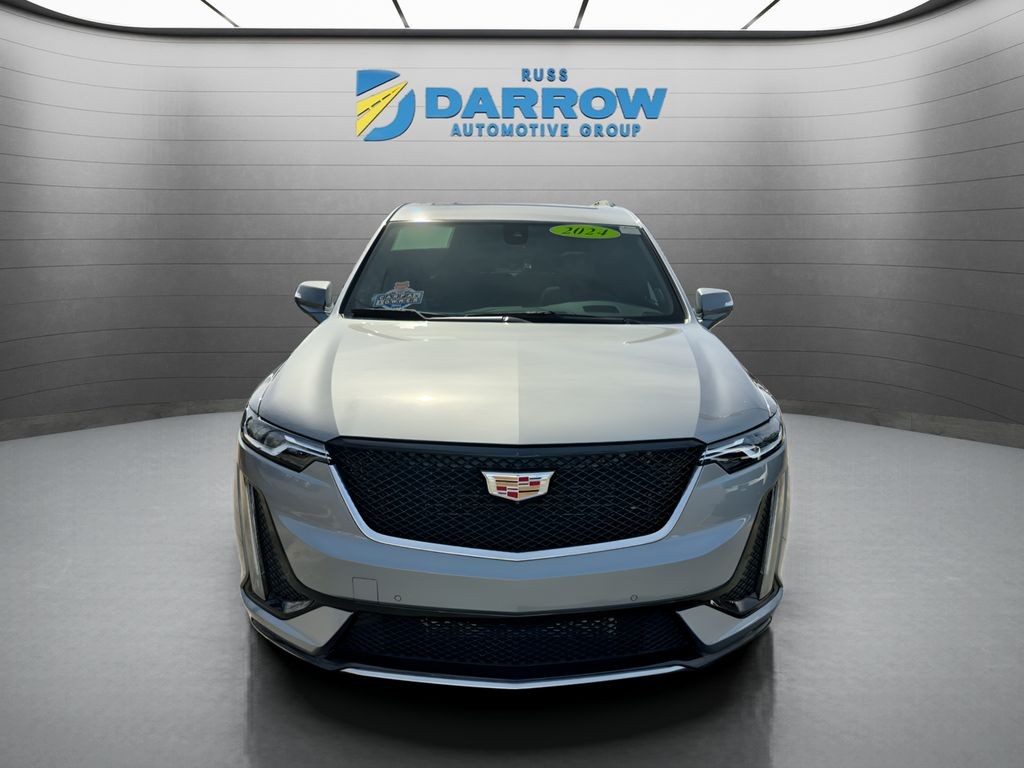 Cadillac XT6 Vehicle Full-screen Gallery Image 08