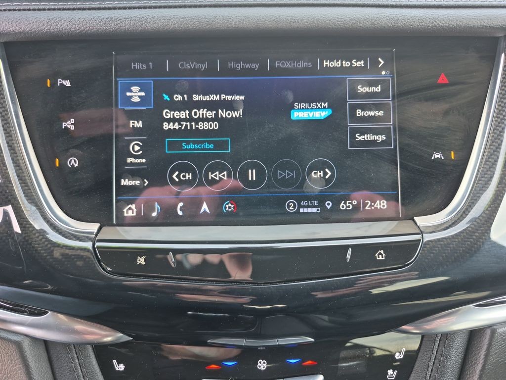 Cadillac XT6 Vehicle Full-screen Gallery Image 19