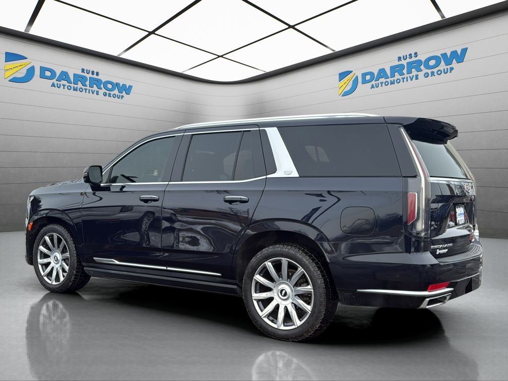 Cadillac Escalade Vehicle Full-screen Gallery Image 03