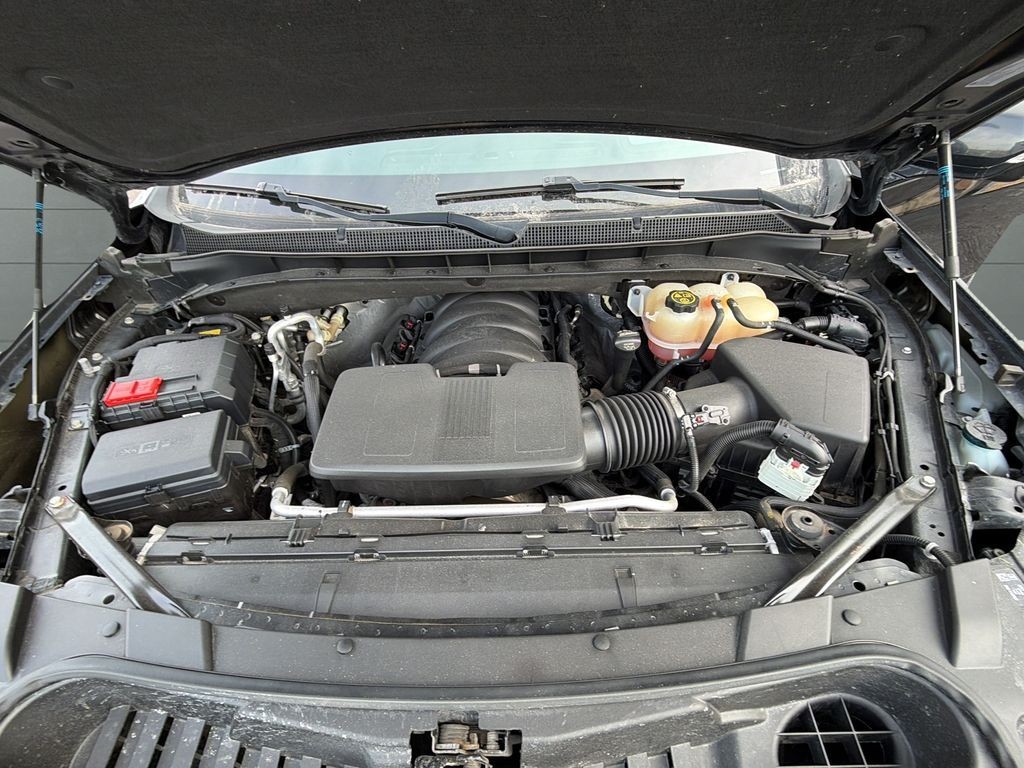 Chevrolet Tahoe Vehicle Full-screen Gallery Image 21
