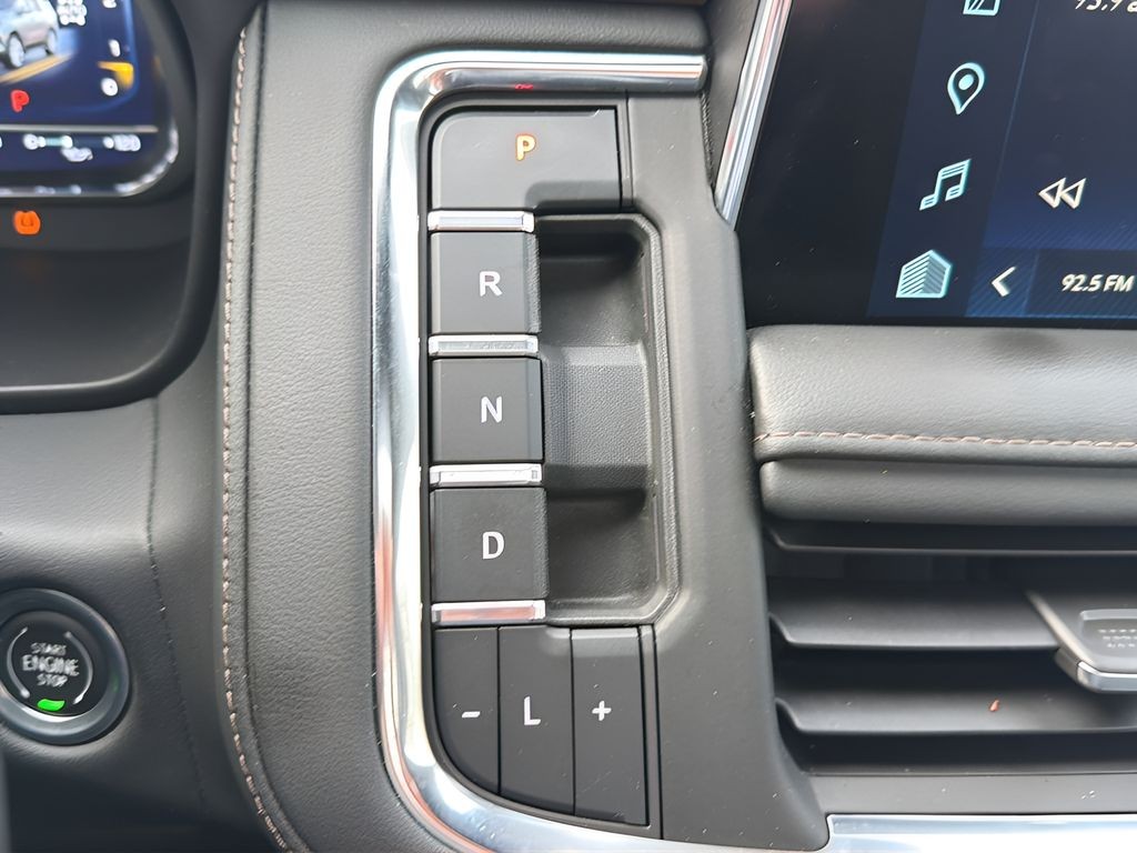 Chevrolet Tahoe Vehicle Full-screen Gallery Image 27