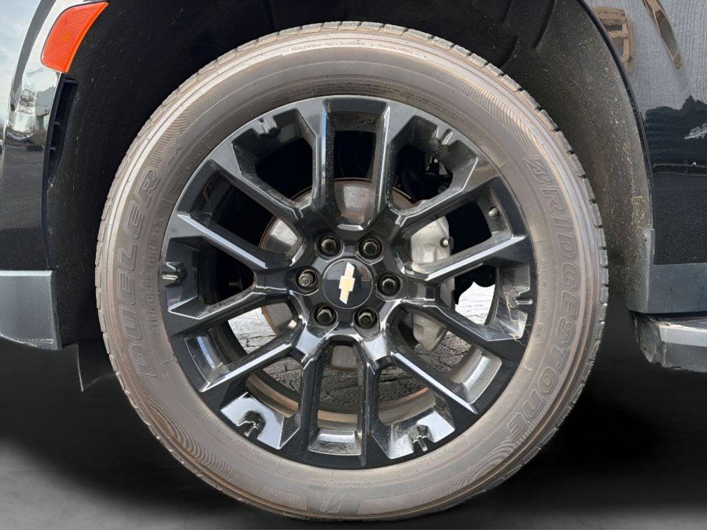 Chevrolet Tahoe Vehicle Full-screen Gallery Image 35