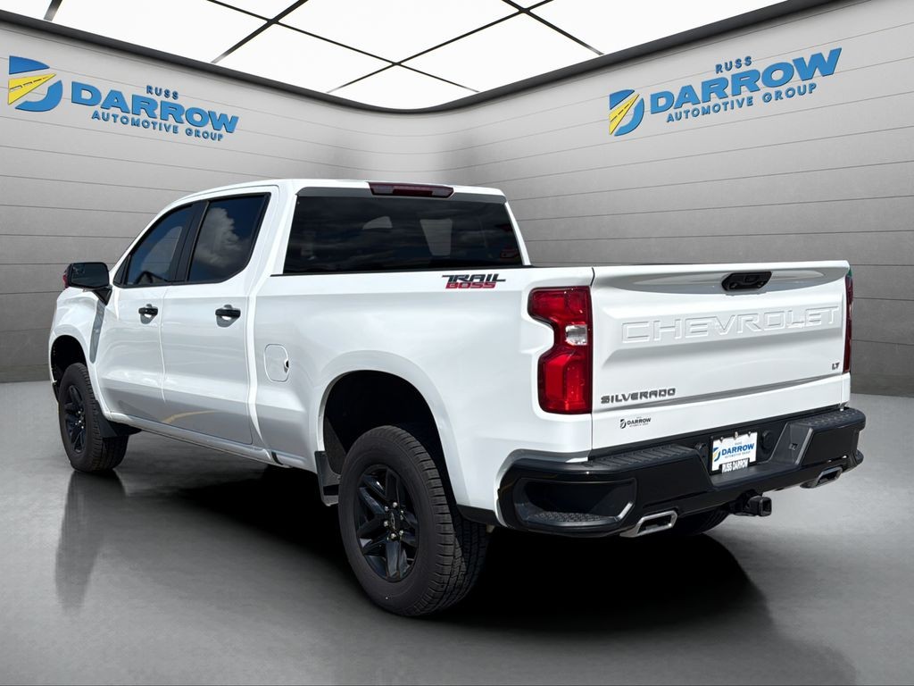 Chevrolet Silverado 1500 Vehicle Full-screen Gallery Image 03