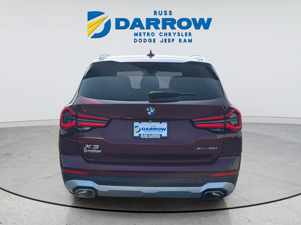 BMW X3 Vehicle Full-screen Gallery Image 04