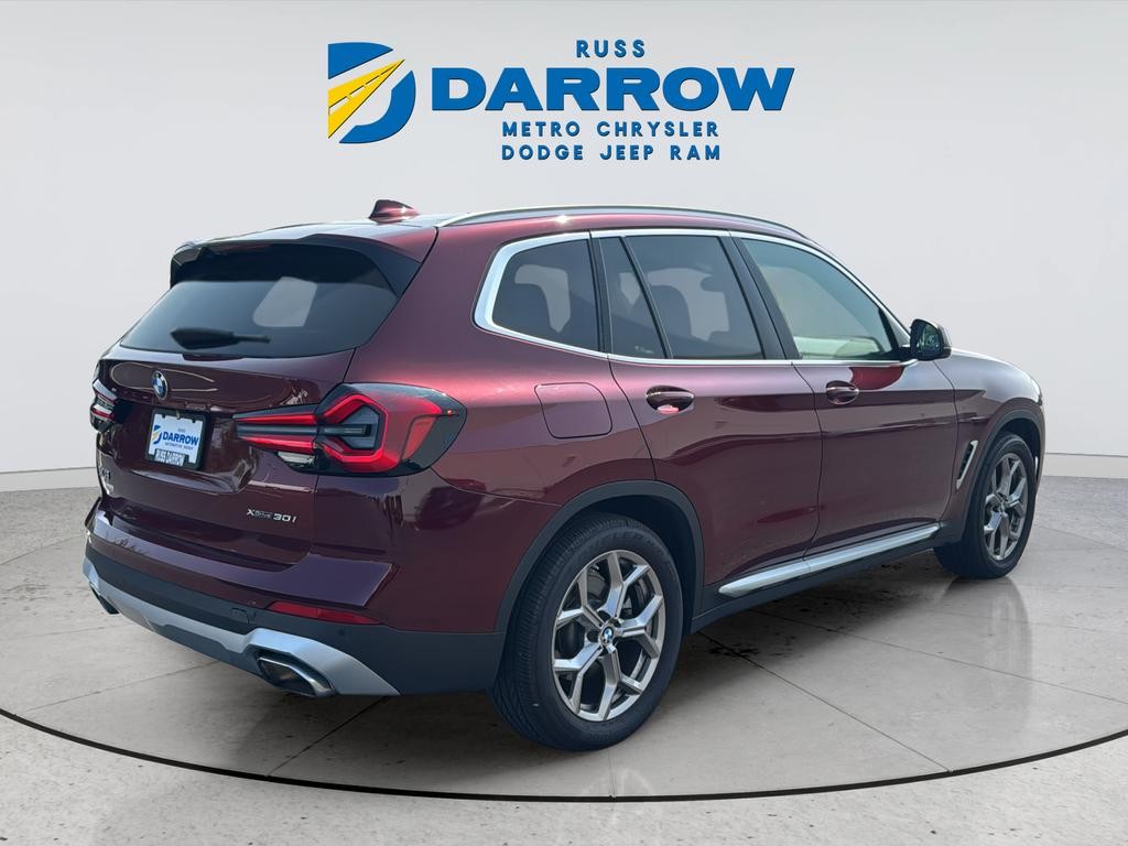 BMW X3 Vehicle Full-screen Gallery Image 05