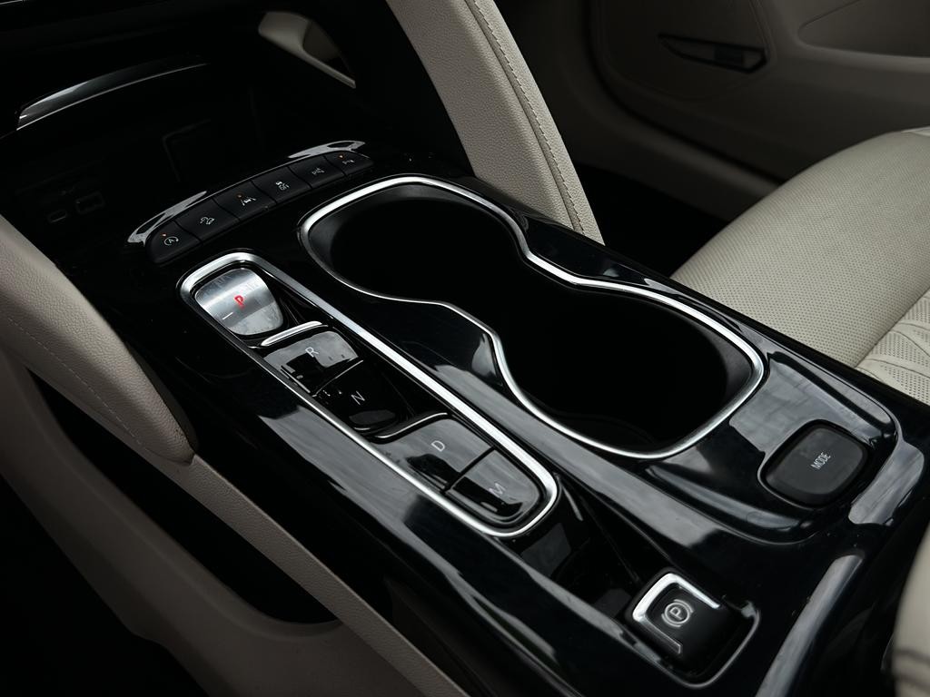 Buick Envision Vehicle Full-screen Gallery Image 34