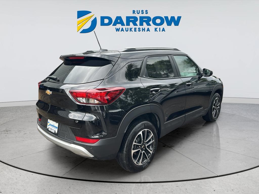 Chevrolet Trailblazer Vehicle Full-screen Gallery Image 05