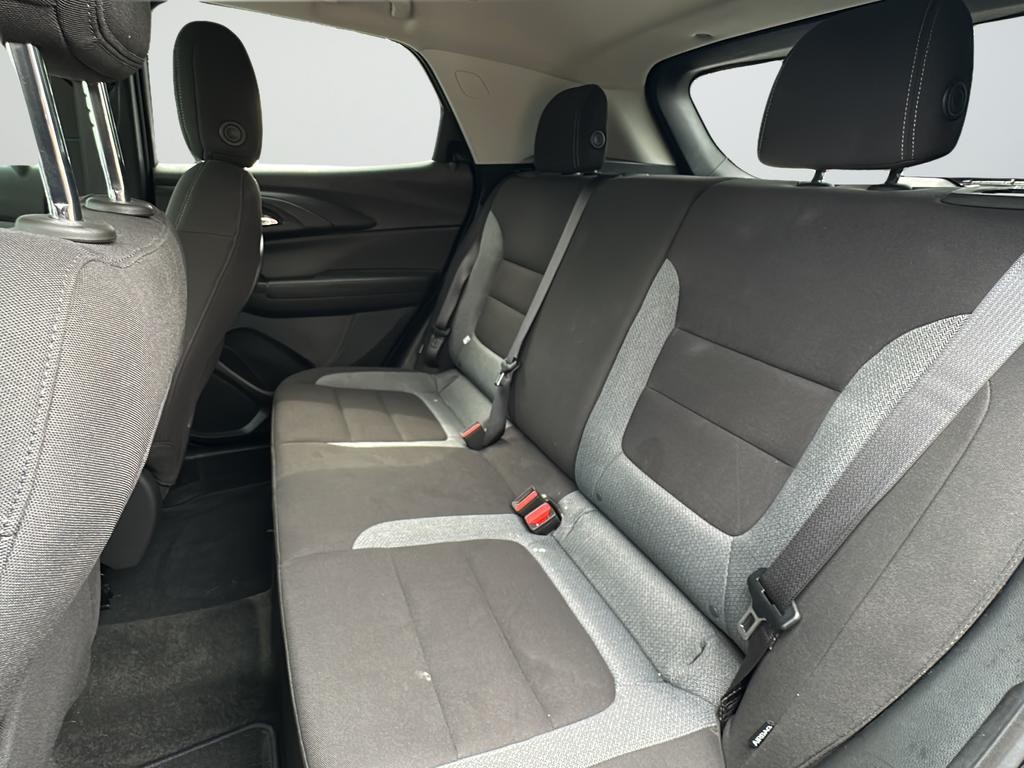 Chevrolet Trailblazer Vehicle Full-screen Gallery Image 35