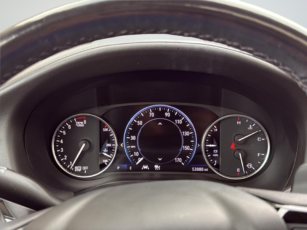 Buick Enclave Vehicle Full-screen Gallery Image 37